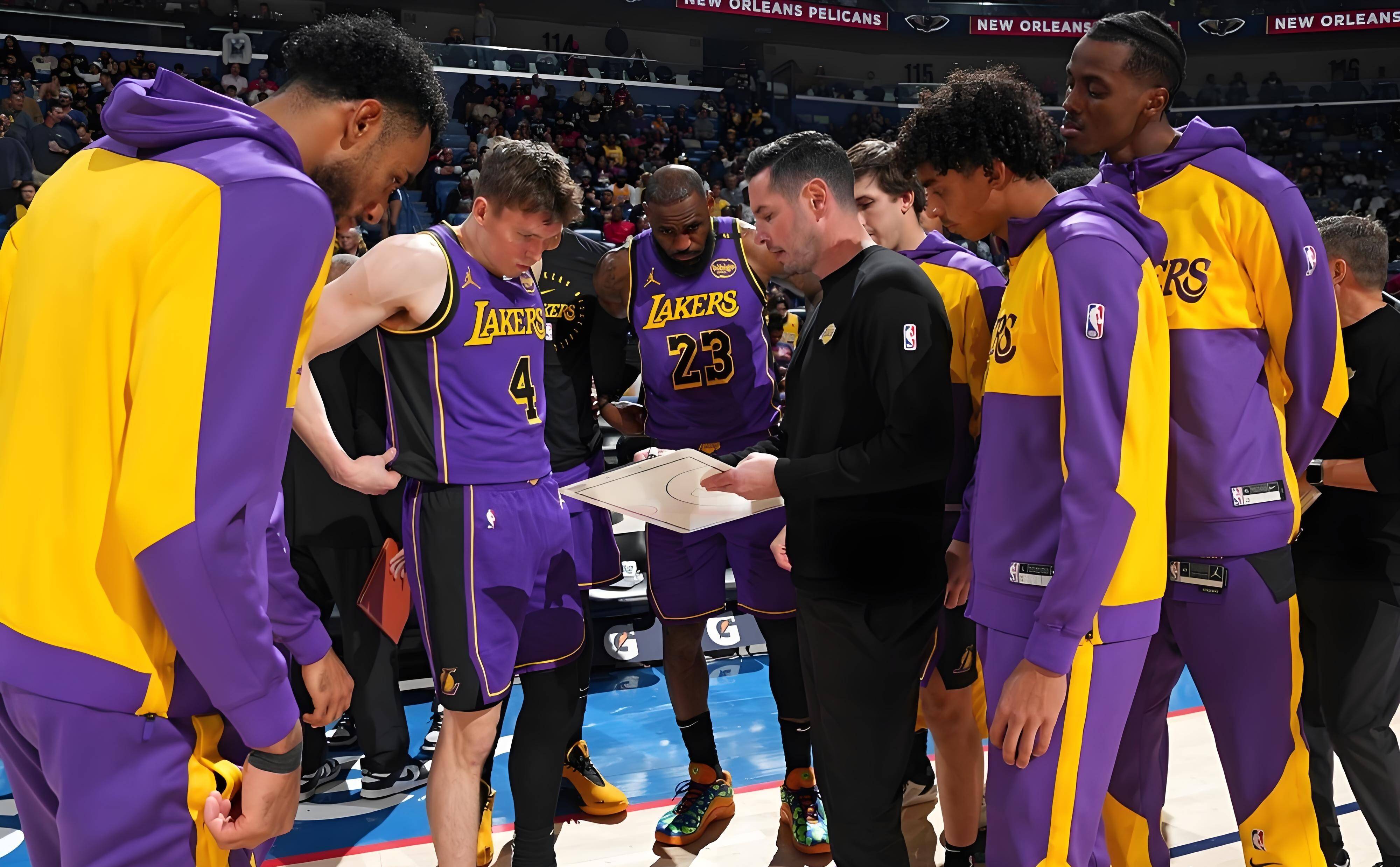 开云体育-今夜国际米兰战术微调：NBA季后赛节点到来，赛场秩序良好，医务组通报恢复的简单介绍