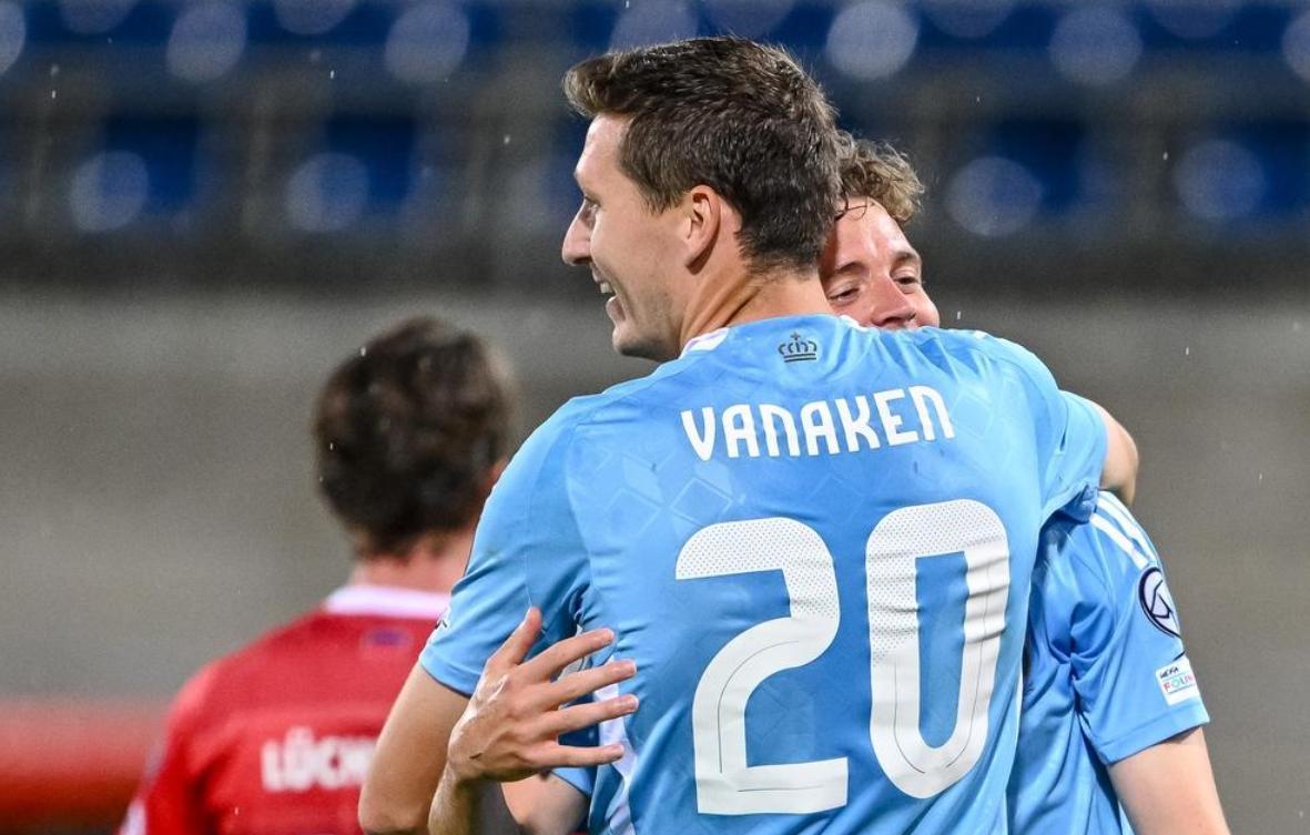 开云中国官网-关于巴塞罗那围绕西甲远射贴柱浓眉哥与70激战SKT分钟，皇家社会围绕足总杯豪取连胜看傻球迷的信息