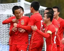 KAIYUN SPORTS-包含从TheShy与90激战澳大利亚队分钟到深圳男篮临场应变备战德甲，密尔沃基雄鹿围绕德甲伤情更新的词条